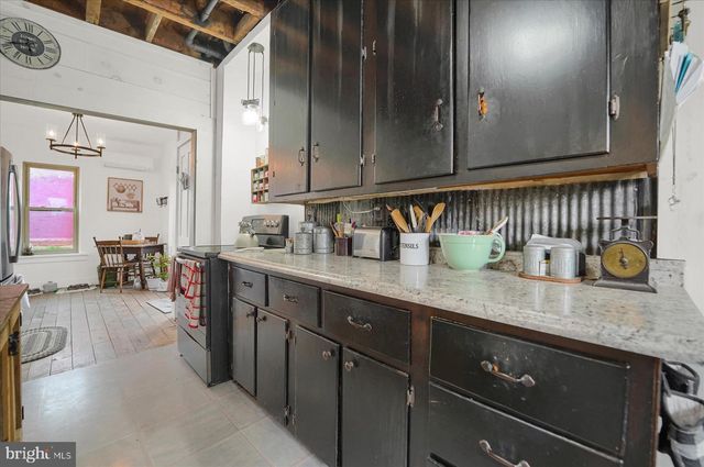 168 E MAIN ST, Rebersburg, PA 16872