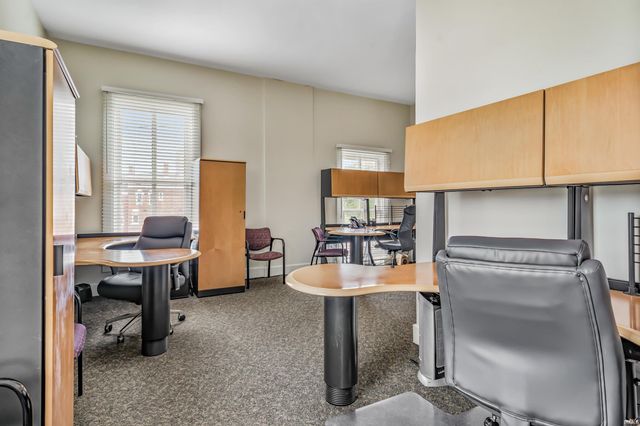 624 W Wayne Street, Fort Wayne, IN 46802