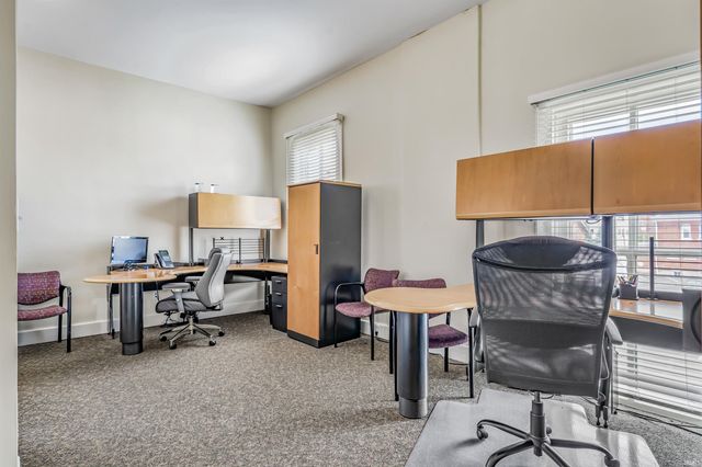 624 W Wayne Street, Fort Wayne, IN 46802