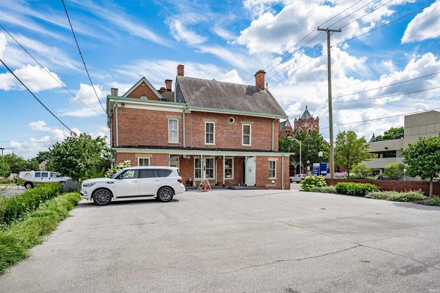 624 W Wayne Street, Fort Wayne, IN 46802