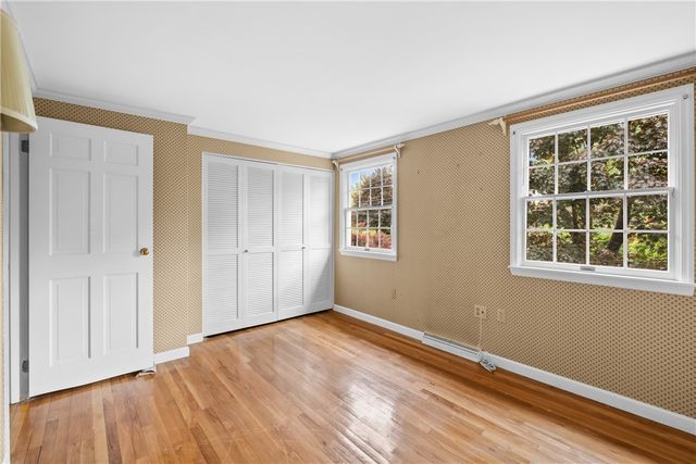 1942 Overland Ct, Mccandless, PA 15101