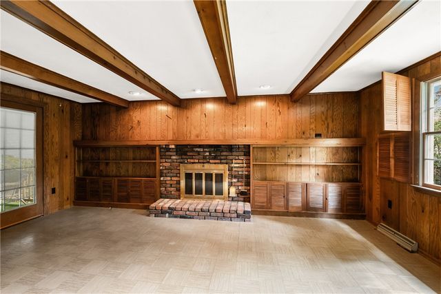 1942 Overland Ct, Mccandless, PA 15101