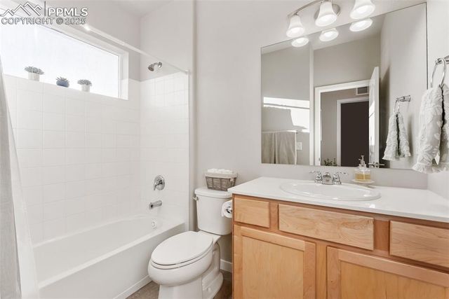 1048 Seabiscuit Drive, Colorado Springs, CO 80921