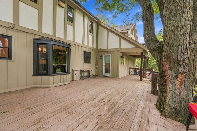 1221 W Sable Drive, Addison, IL 60101