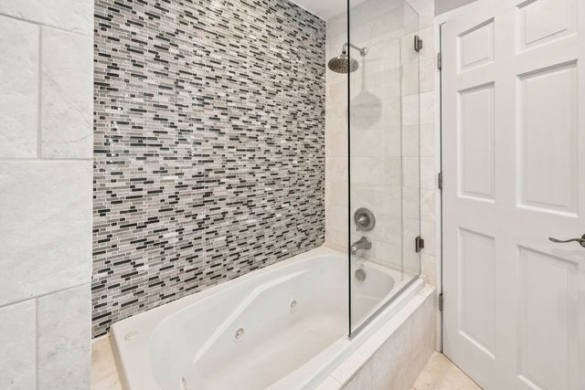 1221 W Sable Drive, Addison, IL 60101
