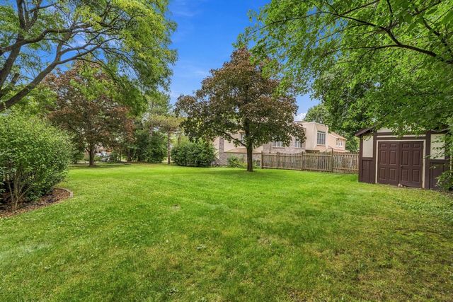 1221 W Sable Drive, Addison, IL 60101