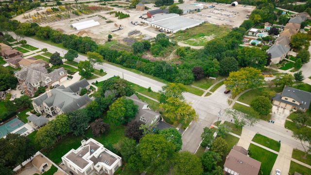 1221 W Sable Drive, Addison, IL 60101