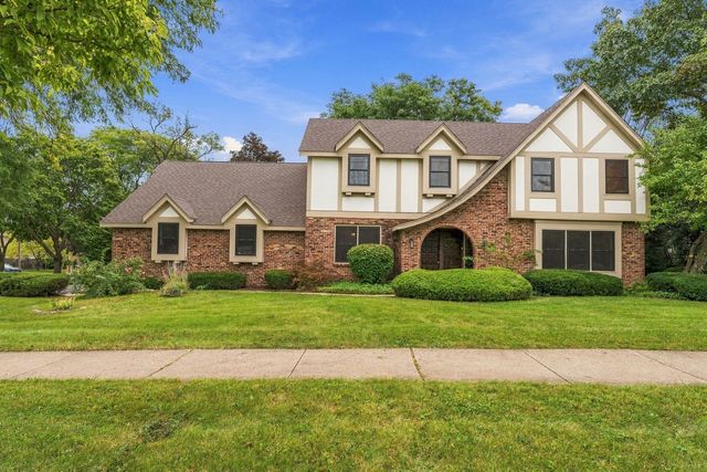 1221 W Sable Drive, Addison, IL 60101