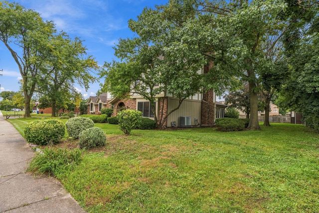 1221 W Sable Drive, Addison, IL 60101