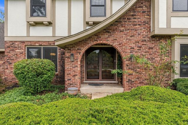 1221 W Sable Drive, Addison, IL 60101