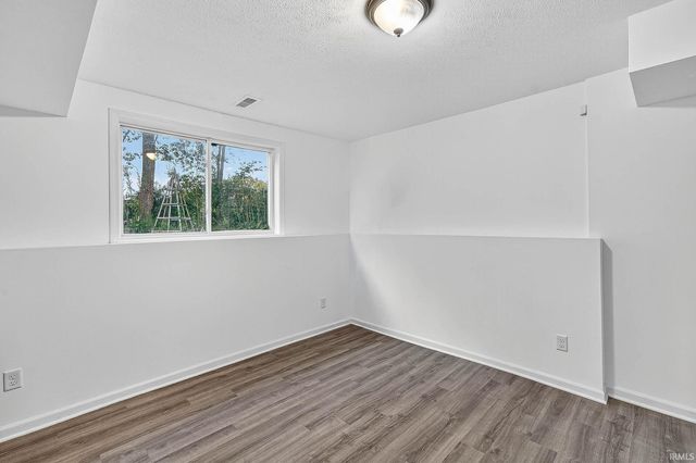11417 Denver Ridge Court, Osceola, IN 46561