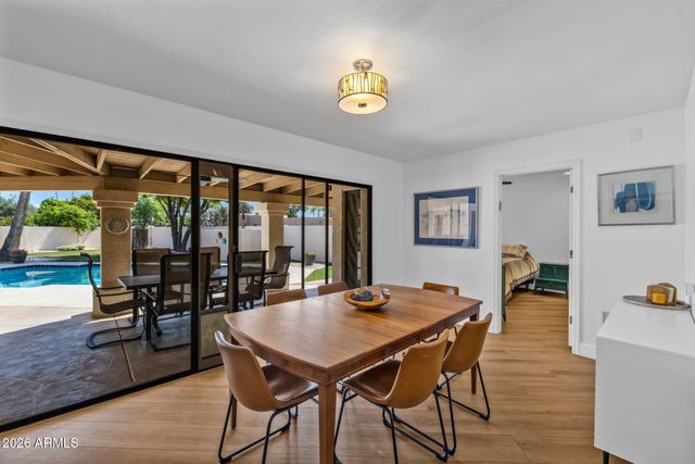 5013 E CHOLLA Street, Scottsdale, AZ 85254