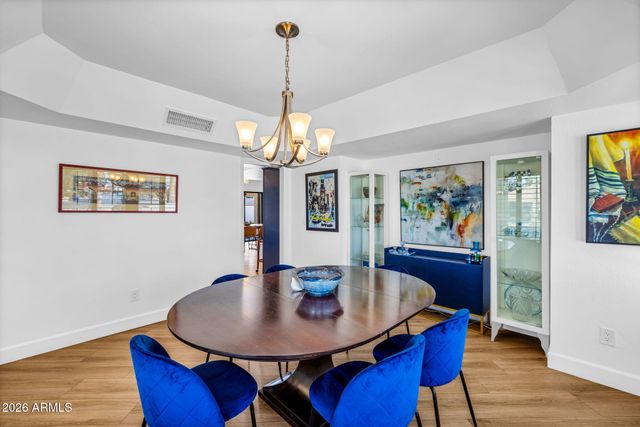 5013 E CHOLLA Street, Scottsdale, AZ 85254