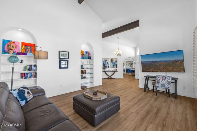 5013 E CHOLLA Street, Scottsdale, AZ 85254