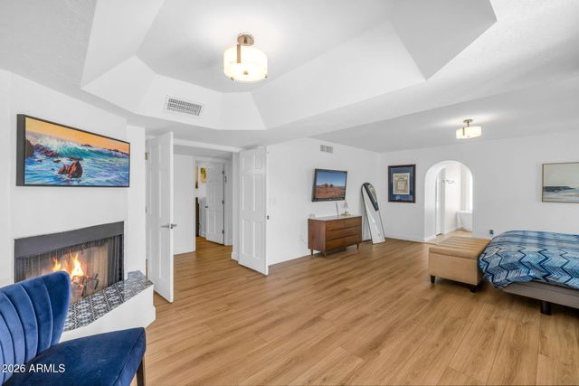 5013 E CHOLLA Street, Scottsdale, AZ 85254