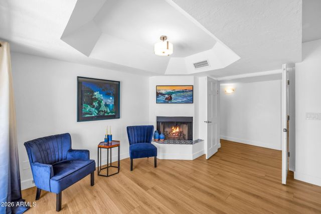 5013 E CHOLLA Street, Scottsdale, AZ 85254