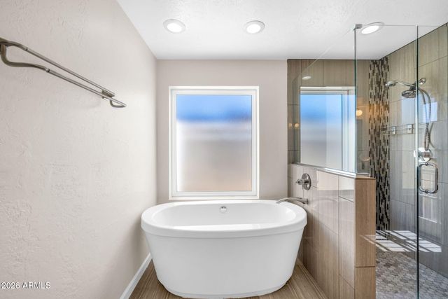 5013 E CHOLLA Street, Scottsdale, AZ 85254