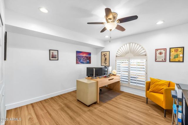 5013 E CHOLLA Street, Scottsdale, AZ 85254