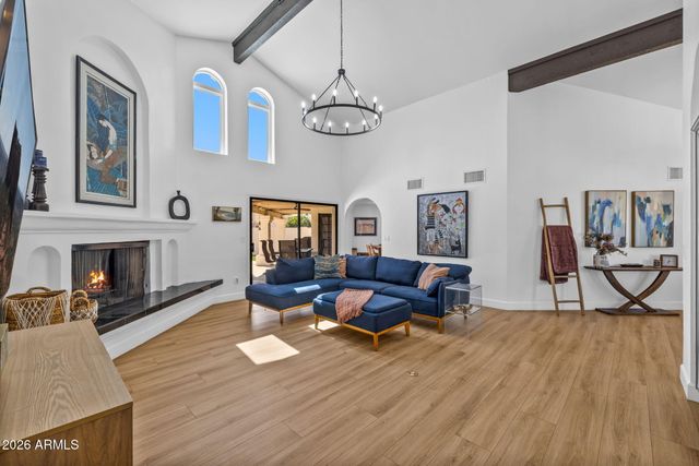 5013 E CHOLLA Street, Scottsdale, AZ 85254