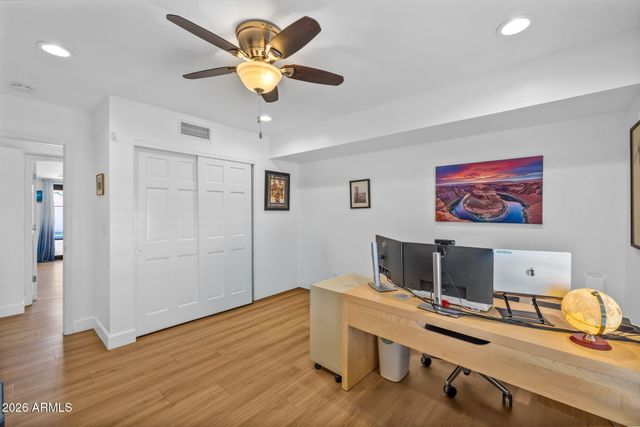 5013 E CHOLLA Street, Scottsdale, AZ 85254