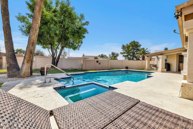 5013 E CHOLLA Street, Scottsdale, AZ 85254