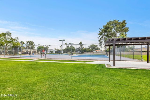 5013 E CHOLLA Street, Scottsdale, AZ 85254