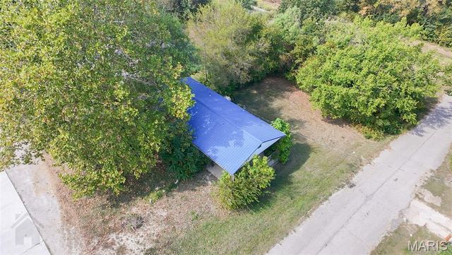 200 W 6th Street, Dixon, MO 65459