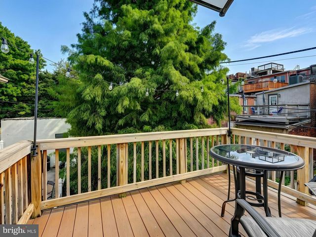 5 N WASHINGTON ST, Baltimore, MD 21231