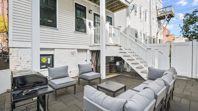 15 Morris St 1, Boston, MA 02128