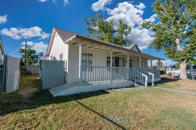 3508 E Lamona, Fresno, CA 93703