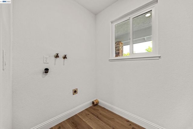 1170 Mardon Ct, Concord, CA 94521