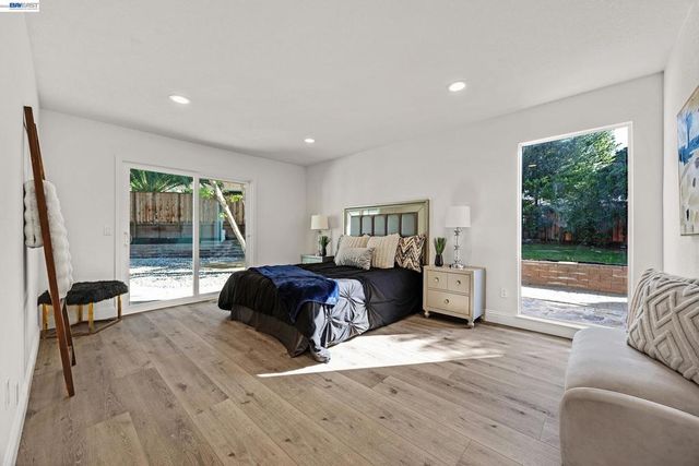 1170 Mardon Ct, Concord, CA 94521