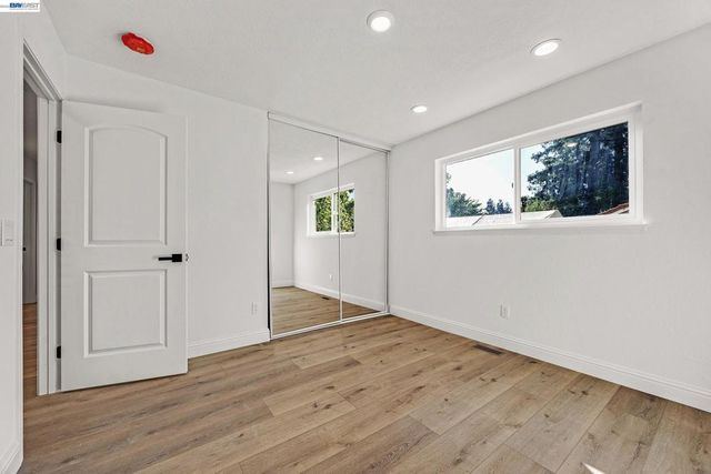 1170 Mardon Ct, Concord, CA 94521