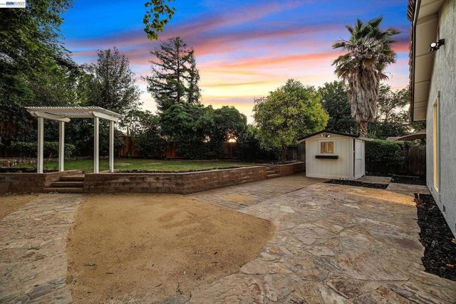 1170 Mardon Ct, Concord, CA 94521
