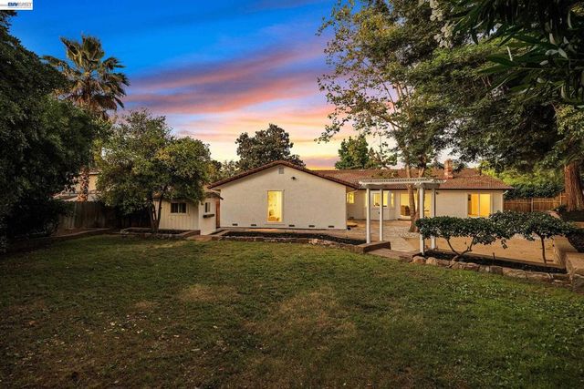 1170 Mardon Ct, Concord, CA 94521