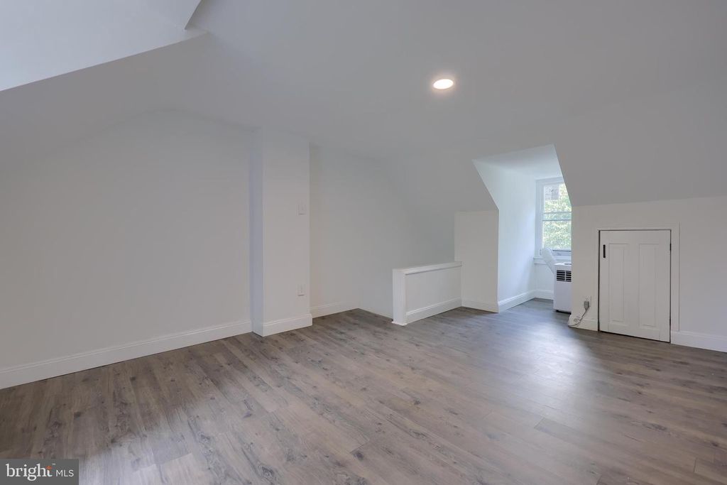 674 W VINE ST, Lancaster, PA 17603