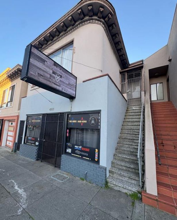 Image 2 of property listing at Mission Street, San Francisco, CA 94112