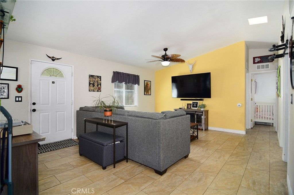 11401 Topanga Canyon 38, Chatsworth, CA 91311 — photo 2