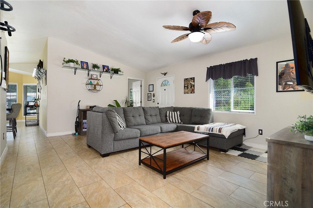 11401 Topanga Canyon 38, Chatsworth, CA 91311 — photo 3