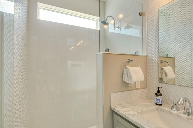 2514 E 4th ST A, Austin, TX 78702