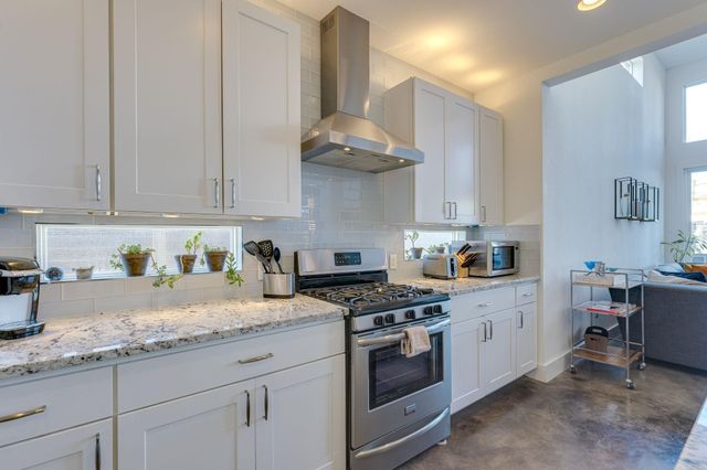 2514 E 4th ST A, Austin, TX 78702