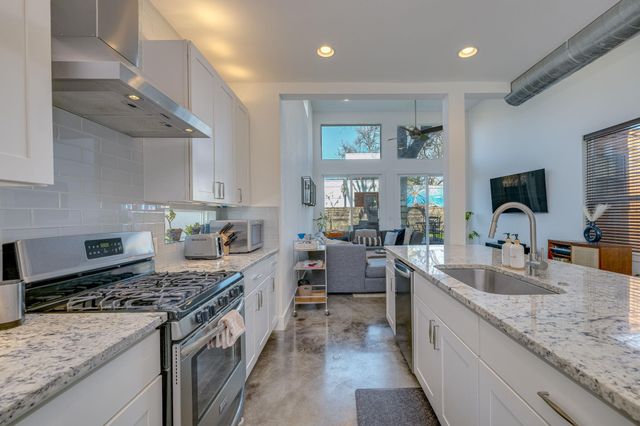 2514 E 4th ST A, Austin, TX 78702