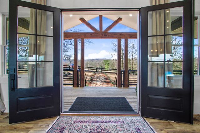 2086 Burnt Mountain Road, Ellijay, GA 30536