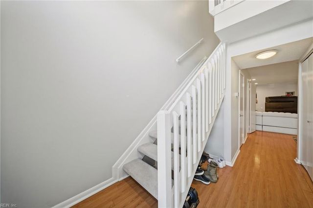 719 Waters DR, Virginia Beach, VA 23462