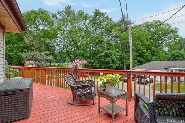 199 Grand Avenue, Grand Haven, MI 49417