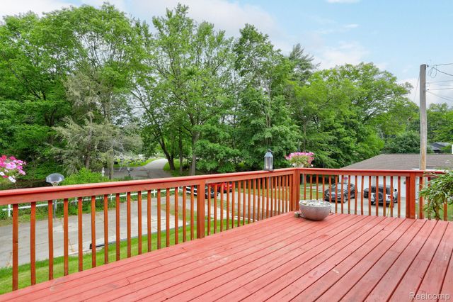 199 Grand Avenue, Grand Haven, MI 49417