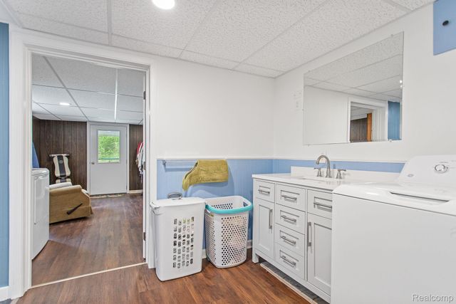199 Grand Avenue, Grand Haven, MI 49417