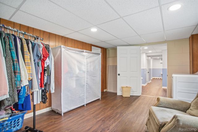 199 Grand Avenue, Grand Haven, MI 49417