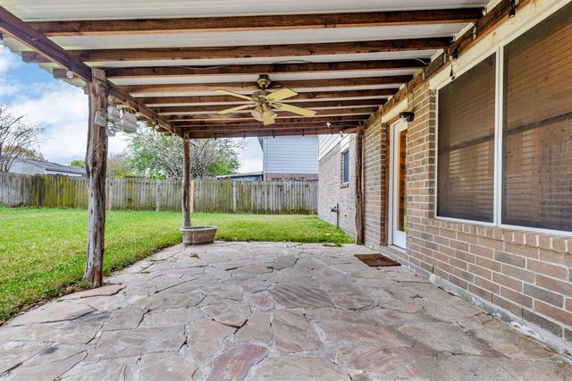 7946 Still Water Street, Baytown, TX 77521