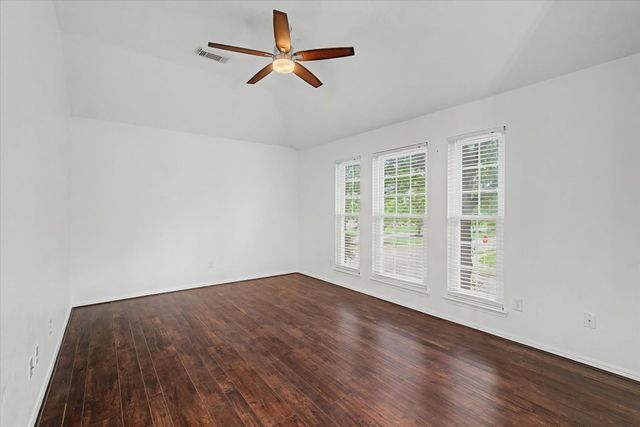 3927 Village Well Drive, Humble, TX 77396